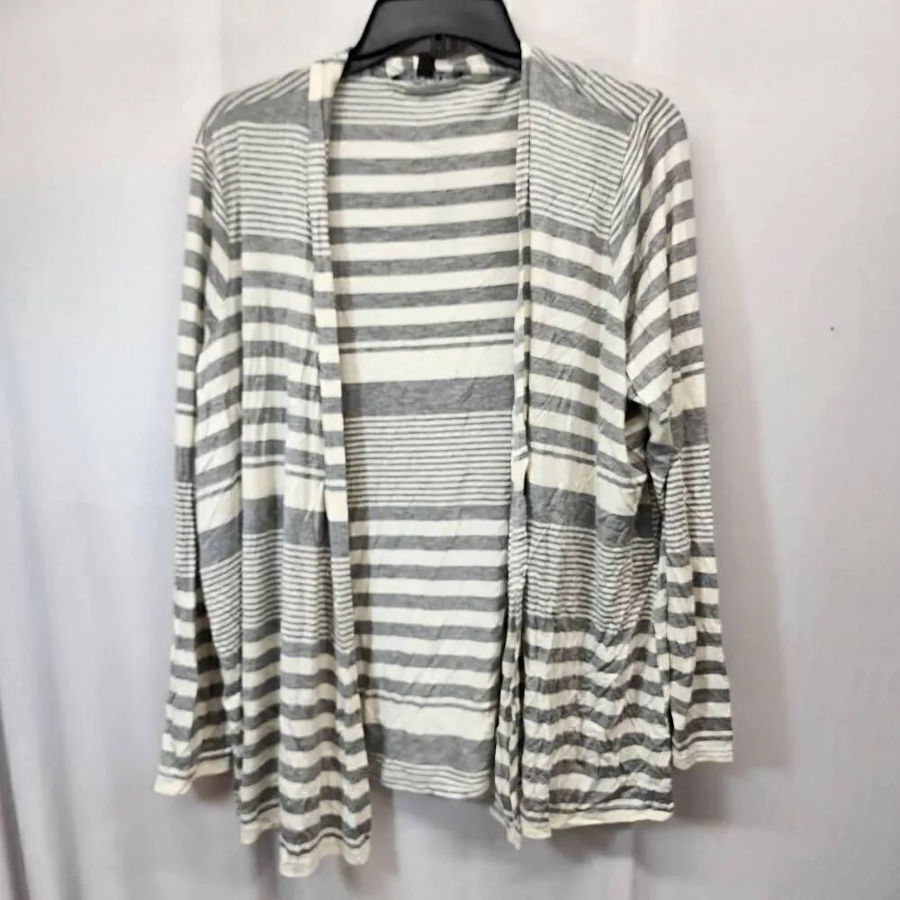Cyrus Women's 1X Gray White Cardigan Open Front Stripe Long-Sleeve